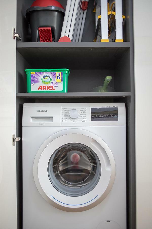 פראג Apartment Near City Centre With Parking Place מראה חיצוני תמונה